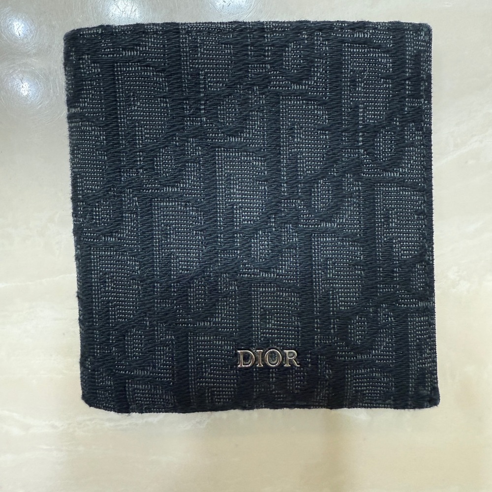 Dior Black Textured Black Wallet - Picture 1 of 8